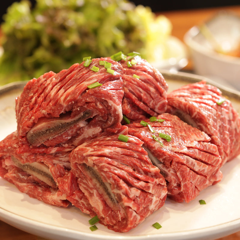 The Galbi (Marinated Whole Short Rib) (2 pieces)